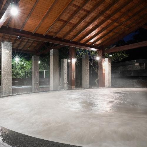 【關子嶺富野溫泉會館】平日雙人泡湯券｜假日可加價使用(MO)1