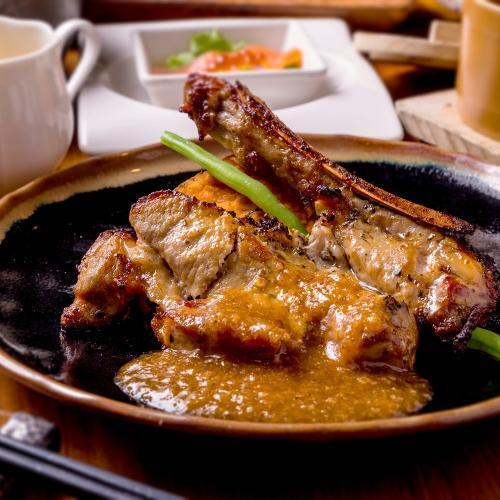 新北新店【名流水岸．慢食藝術】平日雙人券｜免服務費加贈主廚特製小點(MO)5