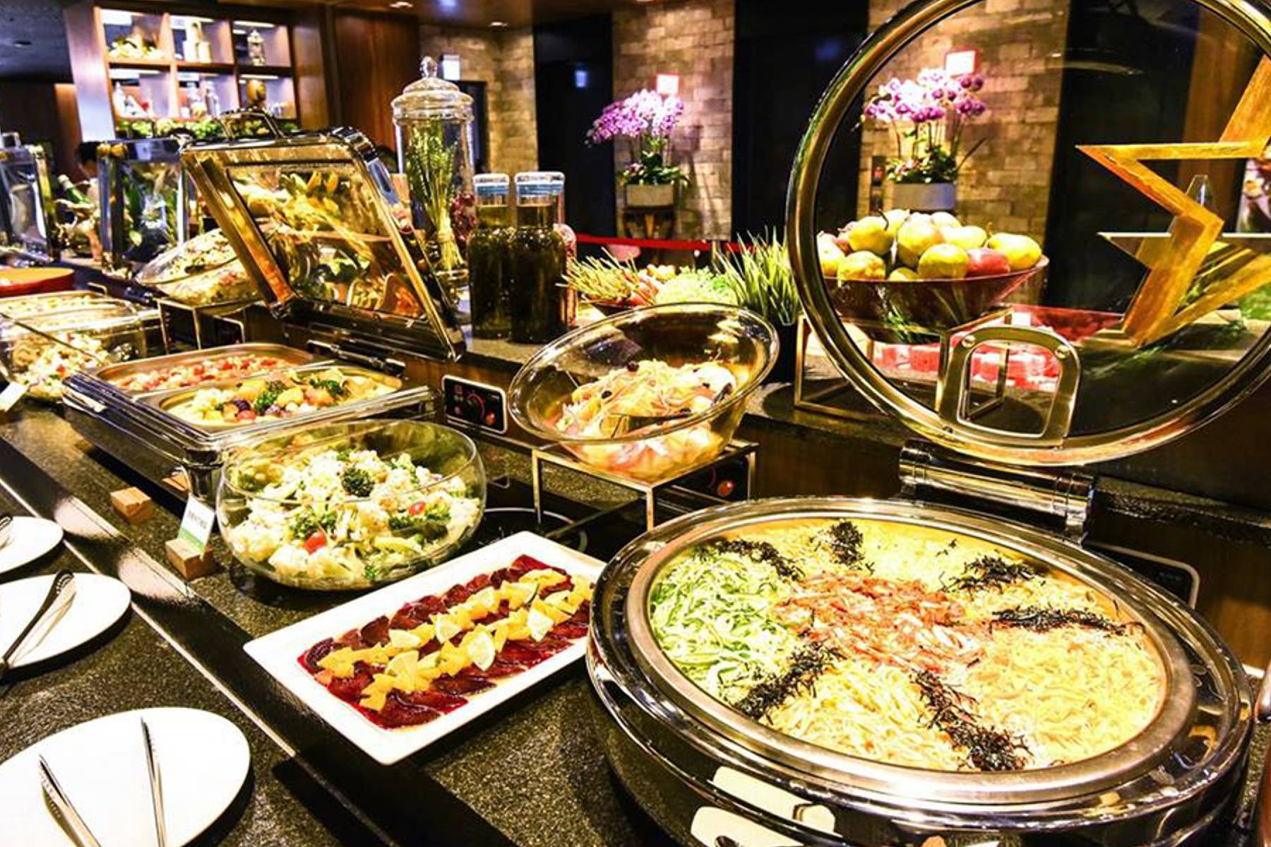 高雄捷絲旅站前館-蔬食百匯平日午晚餐4