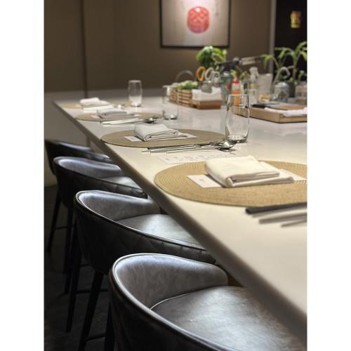 台北【UCHI吾居炭火餐酒忠孝店】感恩共炙雙人饗宴券 (M0)4