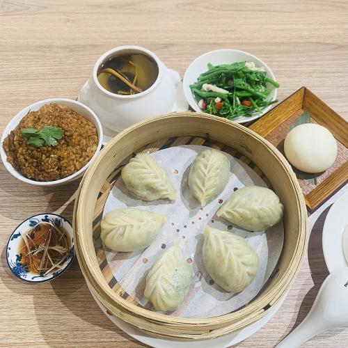 淡水【南北潮KITCHEN MASTER】(小籠包×拌飯×素食養生)美食獵人中餐券三選一_平假日適用(MO)3