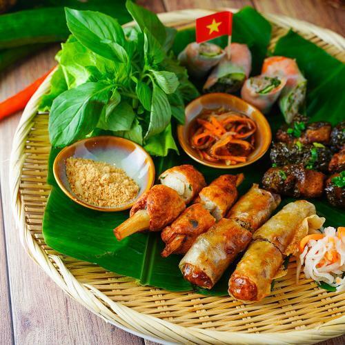 新北汐止【銘記越南文化美食餐廳】五星級主廚越南料理四人套餐券(MO)4