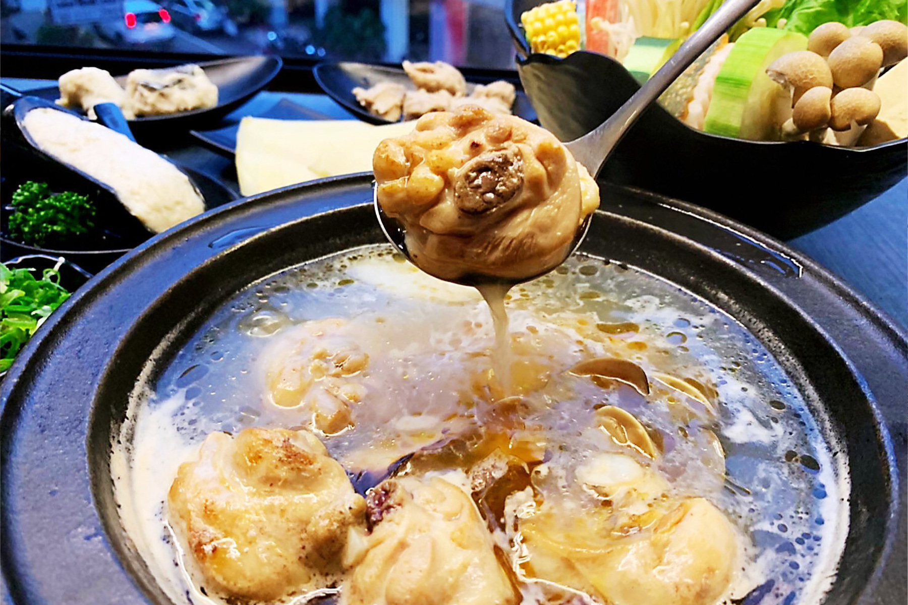 敝姓鍋台南海安店-300元餐飲抵用券4