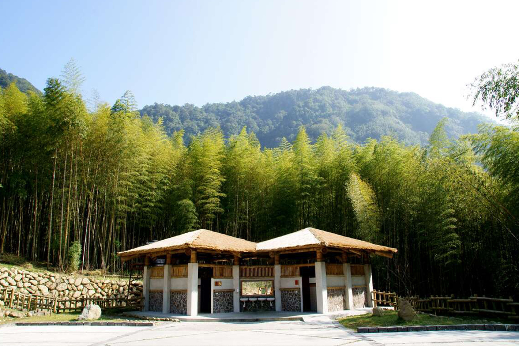 高雄【TEALING 緹林 Thai SPA】傳統泰式高床按摩60分鐘(手技60分鐘)MO2