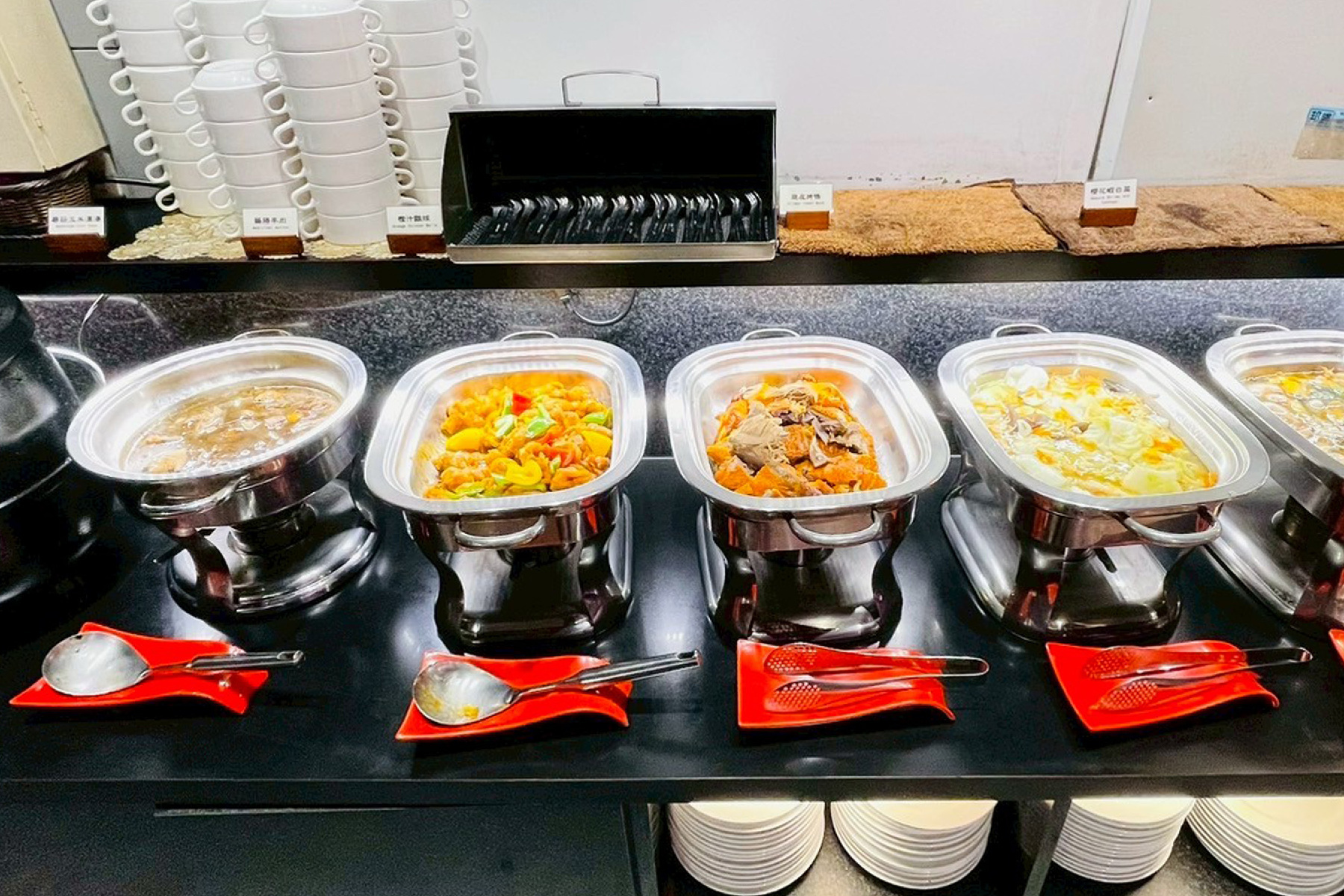 巴菲樂美食餐廳-平日午餐吃到飽餐券3