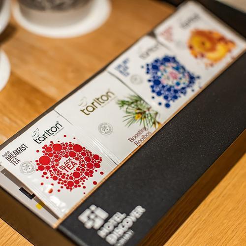【鉅陞嘉義亮點旅店】平日雙人房一泊一食住宿券(MO25)4