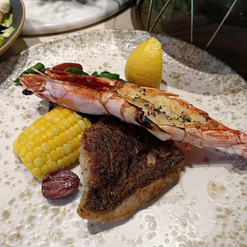 【國聯大飯店】板石平日晚間套餐單人券|下殺72折(MO26)2