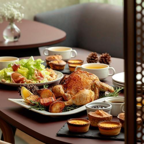 【國聯大飯店】板石平日烤雞四人餐券|下殺79折(MO26)1