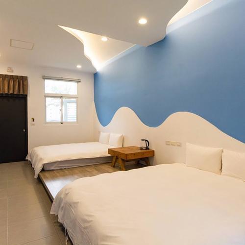 墾丁恆春【麗昕緹渡假會館/夏日微醺民宿】四人房住宿券 (MO)1