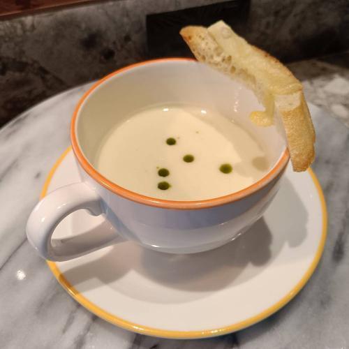 【國聯大飯店】板石平日晚間套餐單人券|下殺72折(MO26)4