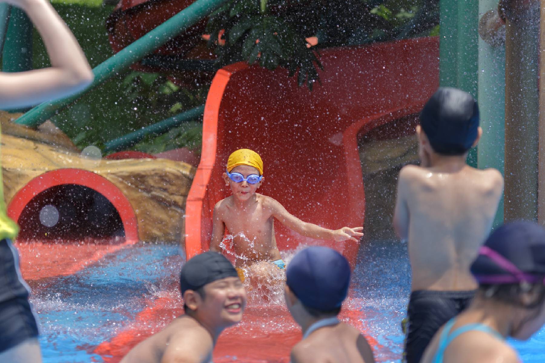 ◆台中麗寶樂園-探索樂園/馬拉灣二擇一入園券8