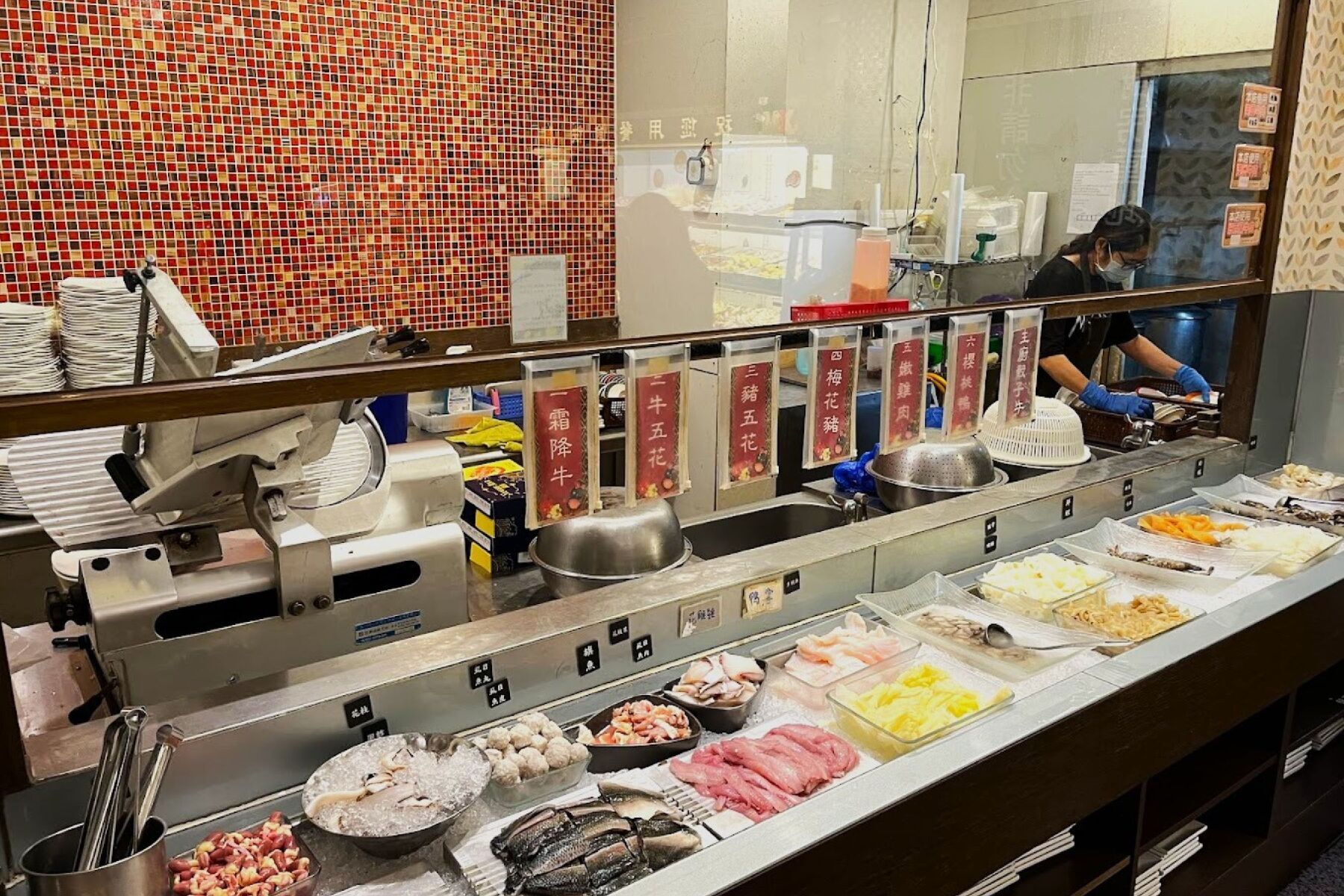 XM麻辣鍋-平日午餐吃到飽5