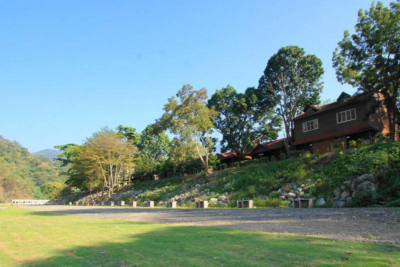 芳晨渡假村-平日雙人木屋住宿券5