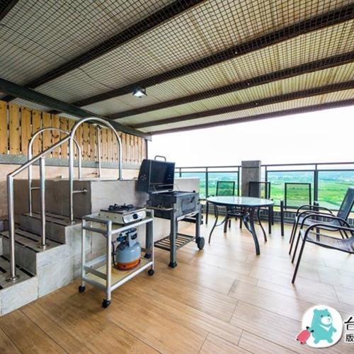 墾丁恆春【麗昕緹渡假會館/夏日微醺民宿】 8人包棟專案券 (MO)7