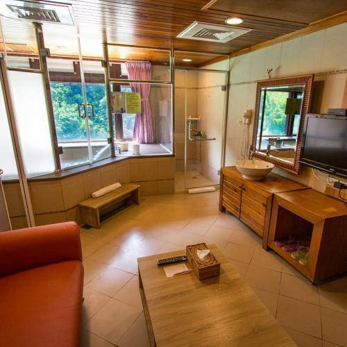 烏來【山之川溫泉會館】雙人溫馨湯屋1.5 小時+雙人下午茶點 (MO)3