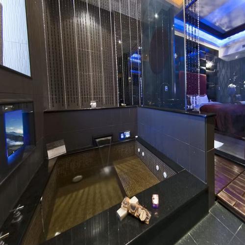 台中【金沙精品汽車旅館】雙人休息券(都會時尚/臻愛金沙/香榭情人)(MO)6