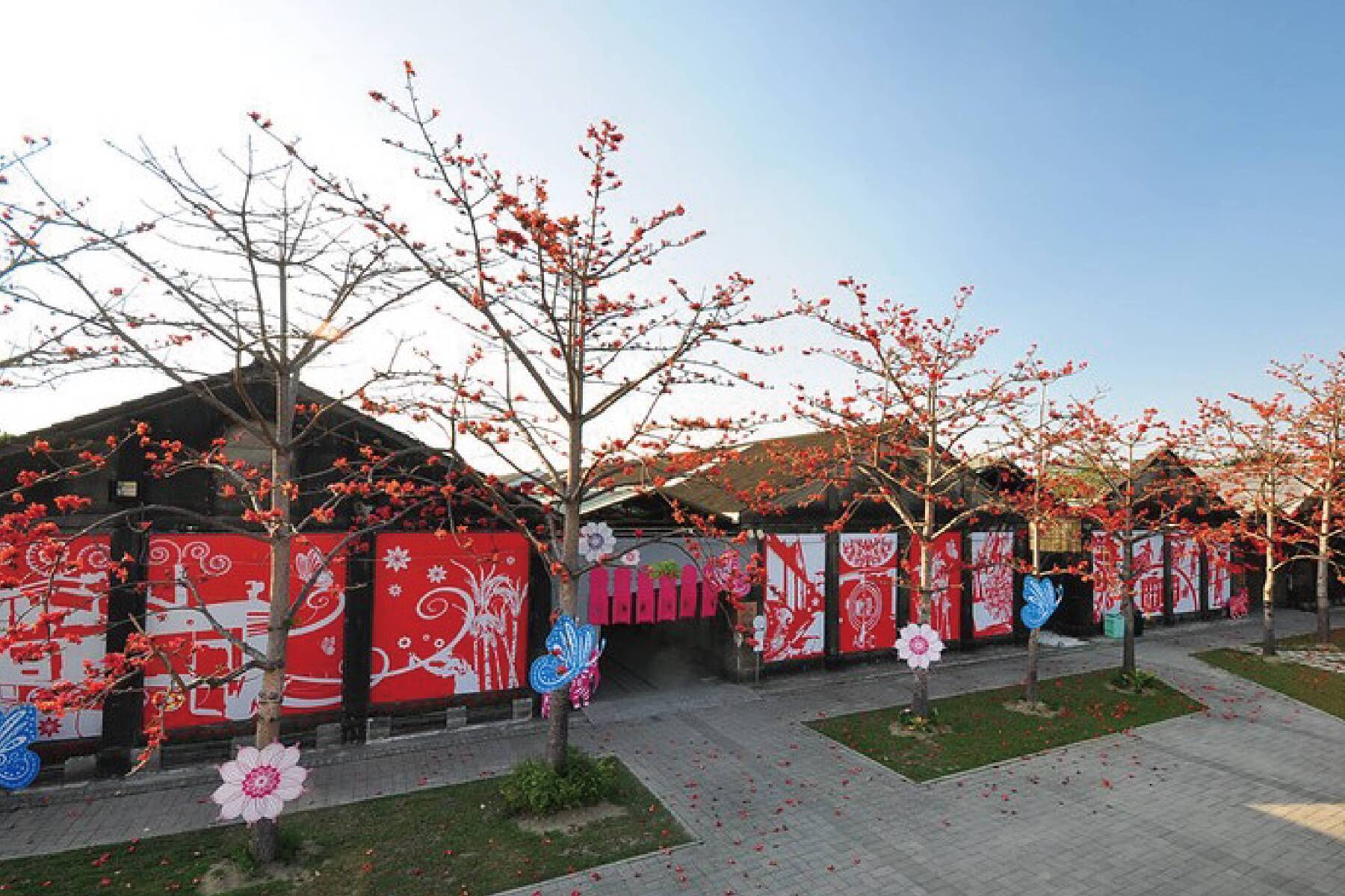 來去城堡商場逛起來~ 代天府、生命之樹、蕭壠文化園區、湖美商場一日11