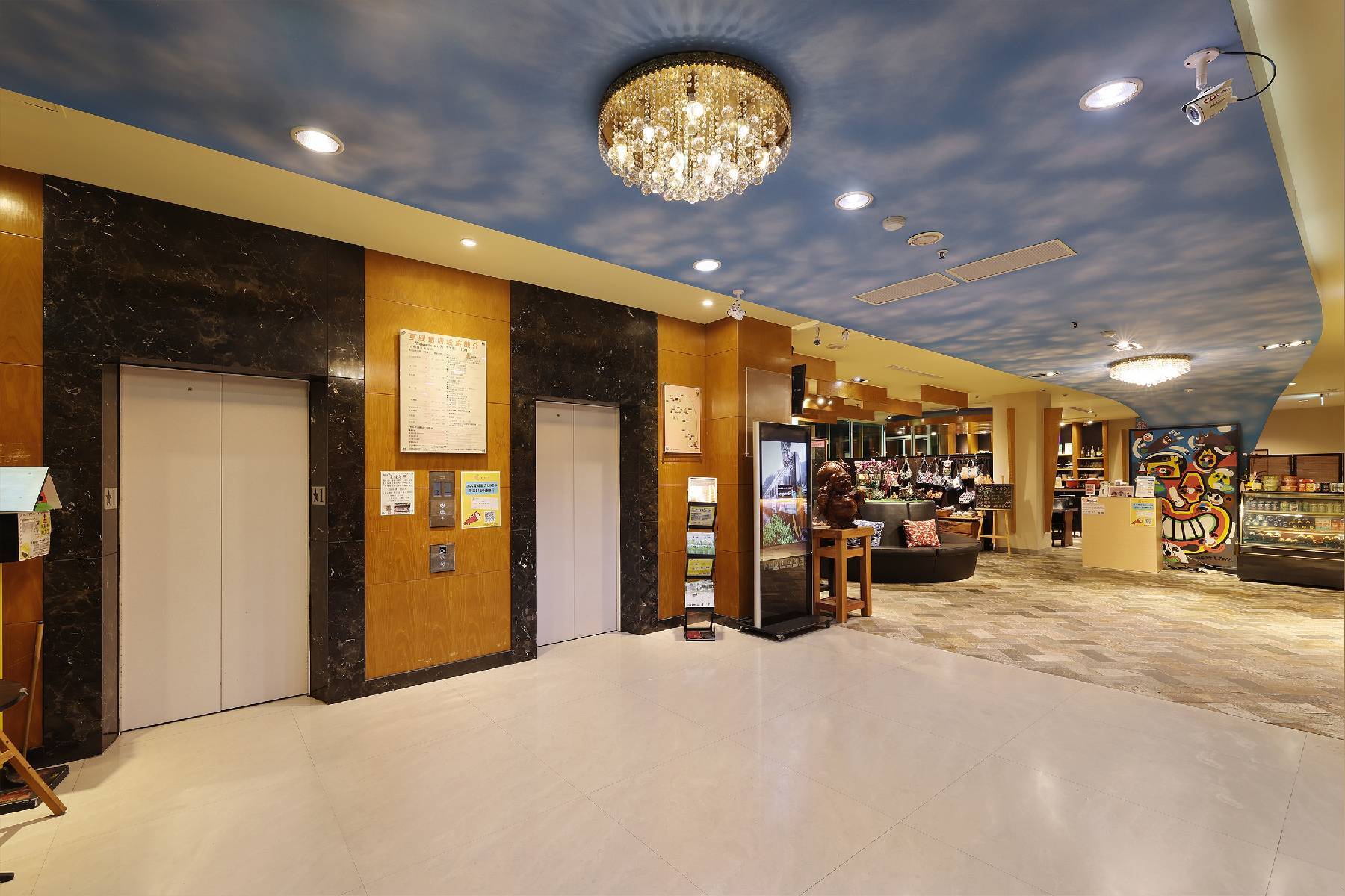 ｜溪頭夏緹飯店-平日一泊三食雙人住宿券4