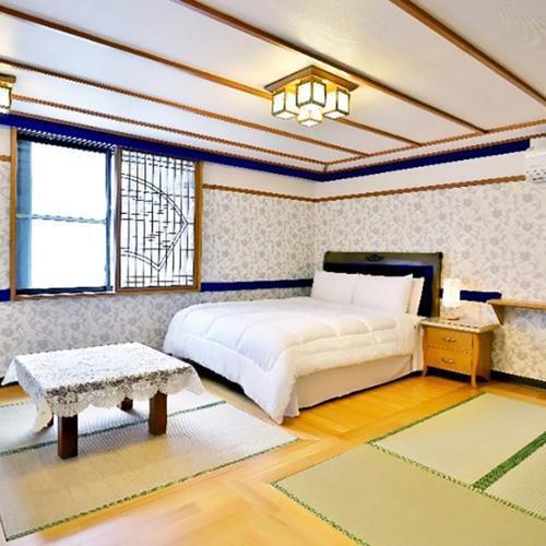 北投【鳳凰閣溫泉旅店】假日雅緻日式湯房2小時(MO)4